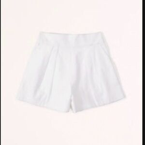 Abercrombie & Fitch White Pleated High-Waist Women's Shorts